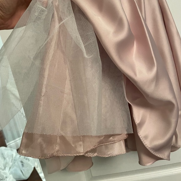 Black strapless top, champagne pink silk bottom. See through sides - Stunning. - Picture 6 of 9